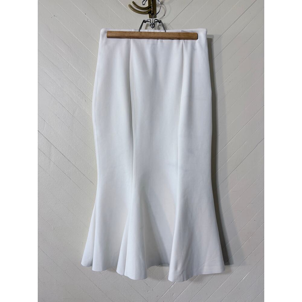 Majorelle White Minimalist Modern Chic Trumpet Skirt Women’s Size Small